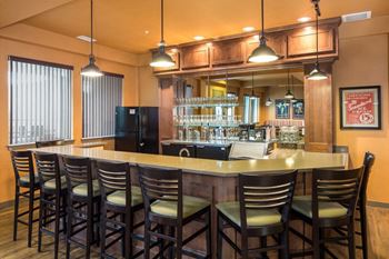 Dilly dally's pub